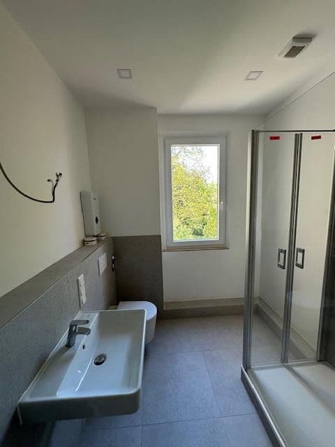 Prenájom bytu 2-izbový 57 m², Waldstromerstr. 18, Nürnberg, Bavorsko Prenájom bytu 2-izbový 57 m², Waldstromerstr. 18, Nürnberg, Bavorsko