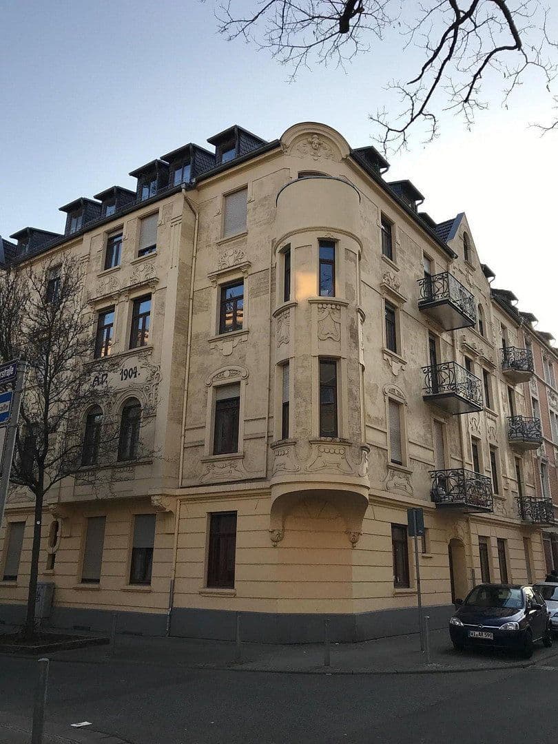 Prenájom bytu 3-izbový 59 m², Salizéstr. 5, Wiesbaden, Hesensko Prenájom bytu 3-izbový 59 m², Salizéstr. 5, Wiesbaden, Hesensko