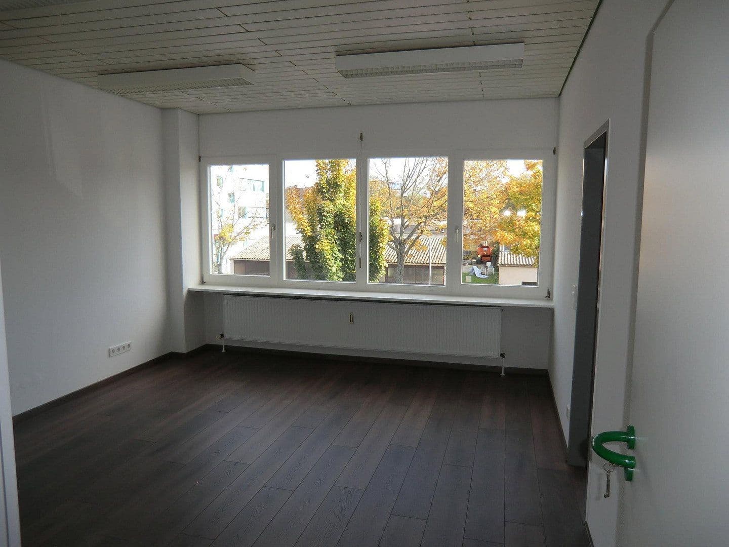 Prenájom kancelárie 112 m², Maybachstr. 3, Karlsruhe, Bádensko-Wurttembersko Prenájom kancelárie 112 m², Maybachstr. 3, Karlsruhe, Bádensko-Wurttembersko
