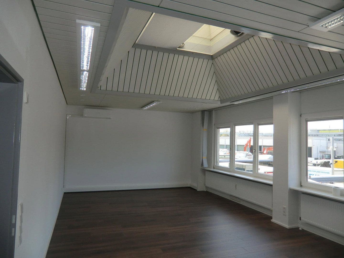 Prenájom kancelárie 112 m², Maybachstr. 3, Karlsruhe, Bádensko-Wurttembersko Prenájom kancelárie 112 m², Maybachstr. 3, Karlsruhe, Bádensko-Wurttembersko