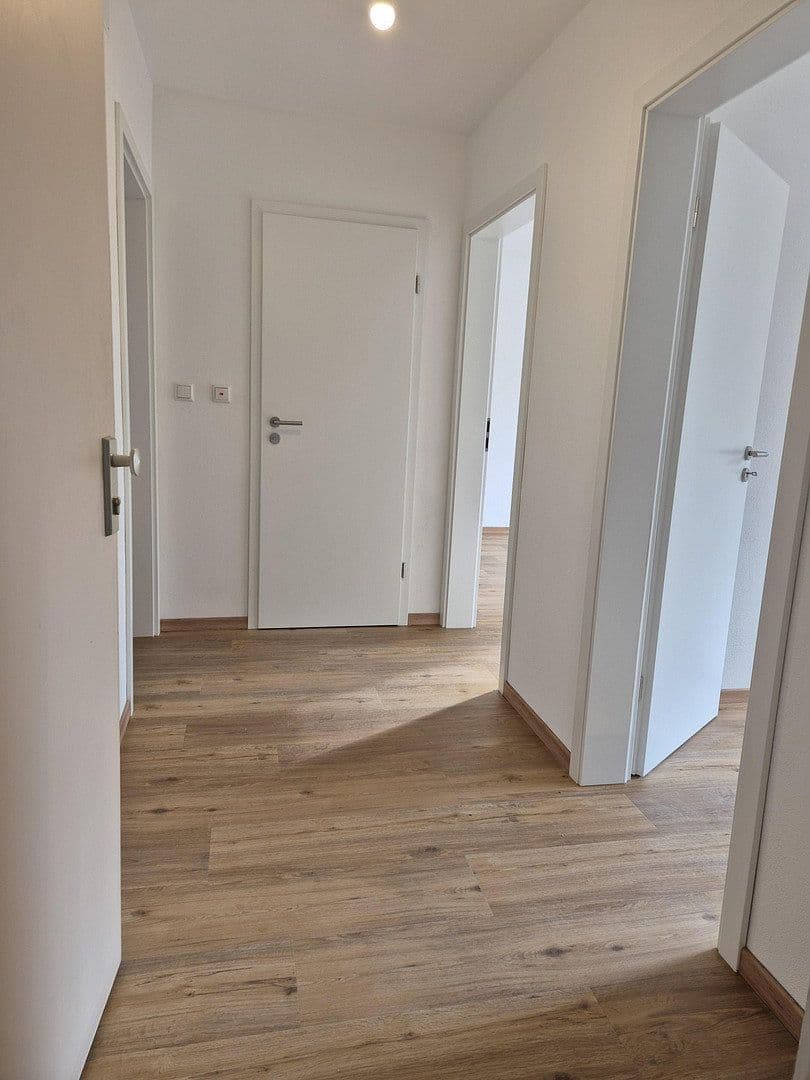 Prenájom bytu 2-izbový 55 m², München, Bavorsko Prenájom bytu 2-izbový 55 m², München, Bavorsko
