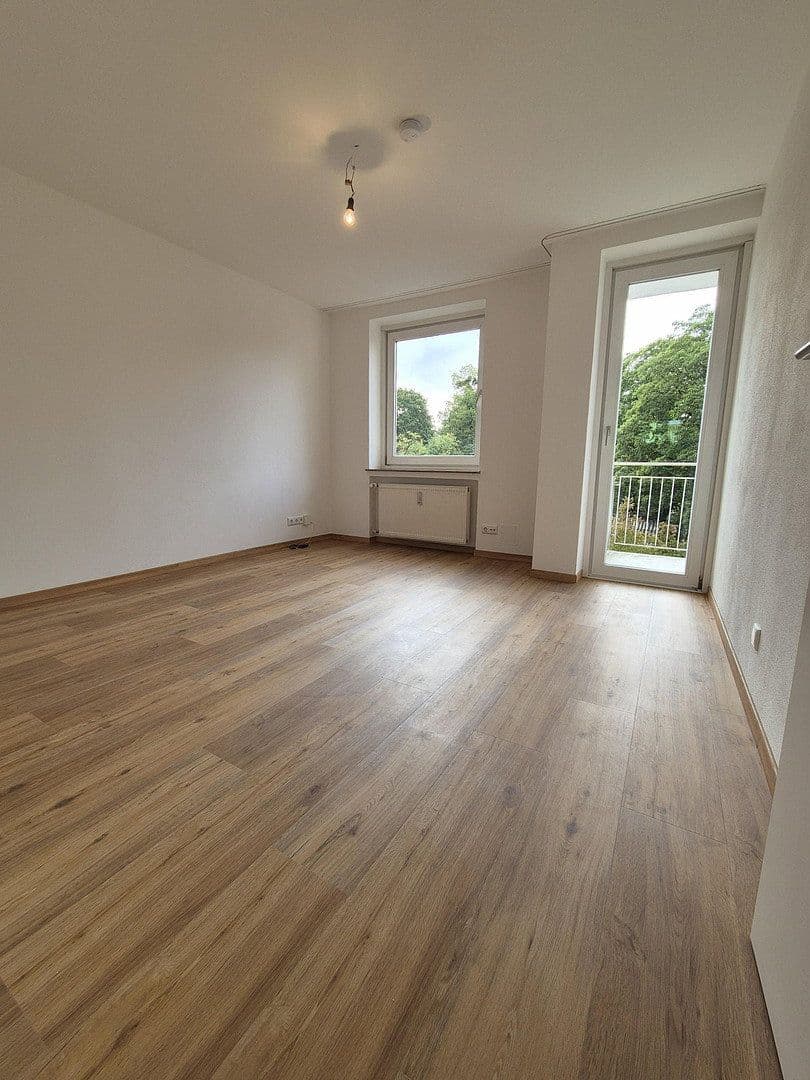 Prenájom bytu 2-izbový 55 m², München, Bavorsko Prenájom bytu 2-izbový 55 m², München, Bavorsko