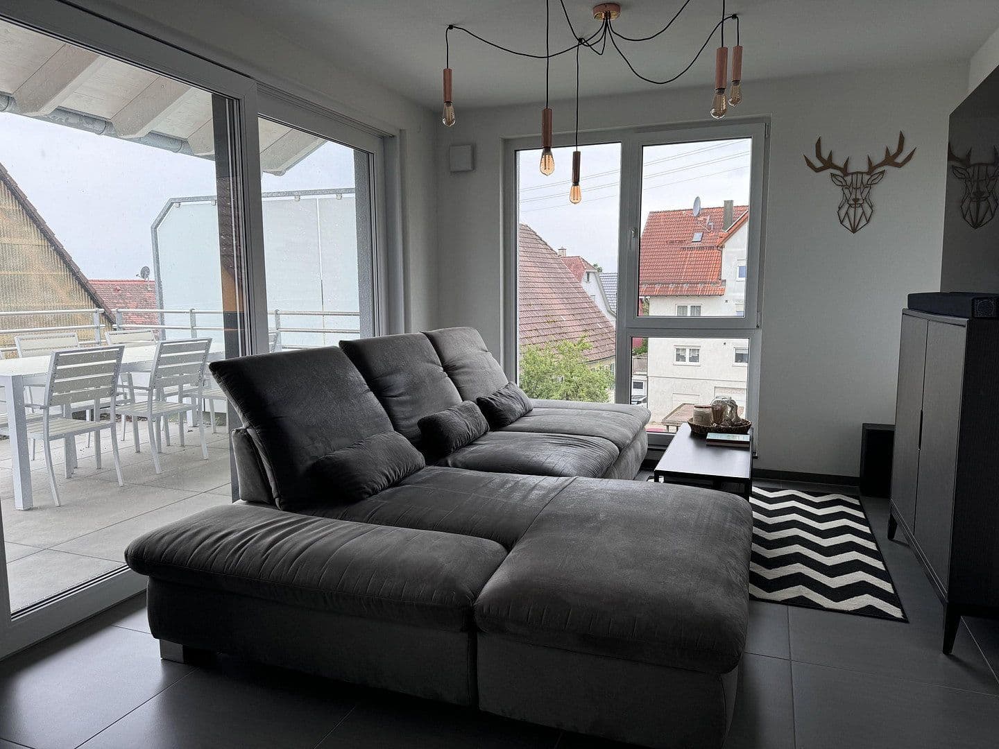 Prenájom bytu 4-izbový 114 m², Tübinger Straße 6, Nagold, Bádensko-Wurttembersko Prenájom bytu 4-izbový 114 m², Tübinger Straße 6, Nagold, Bádensko-Wurttembersko