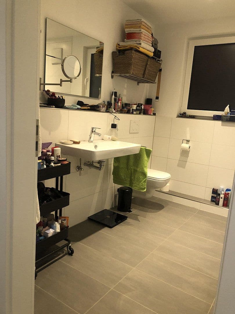 Prenájom bytu 4-izbový 114 m², Tübinger Straße 6, Nagold, Bádensko-Wurttembersko Prenájom bytu 4-izbový 114 m², Tübinger Straße 6, Nagold, Bádensko-Wurttembersko