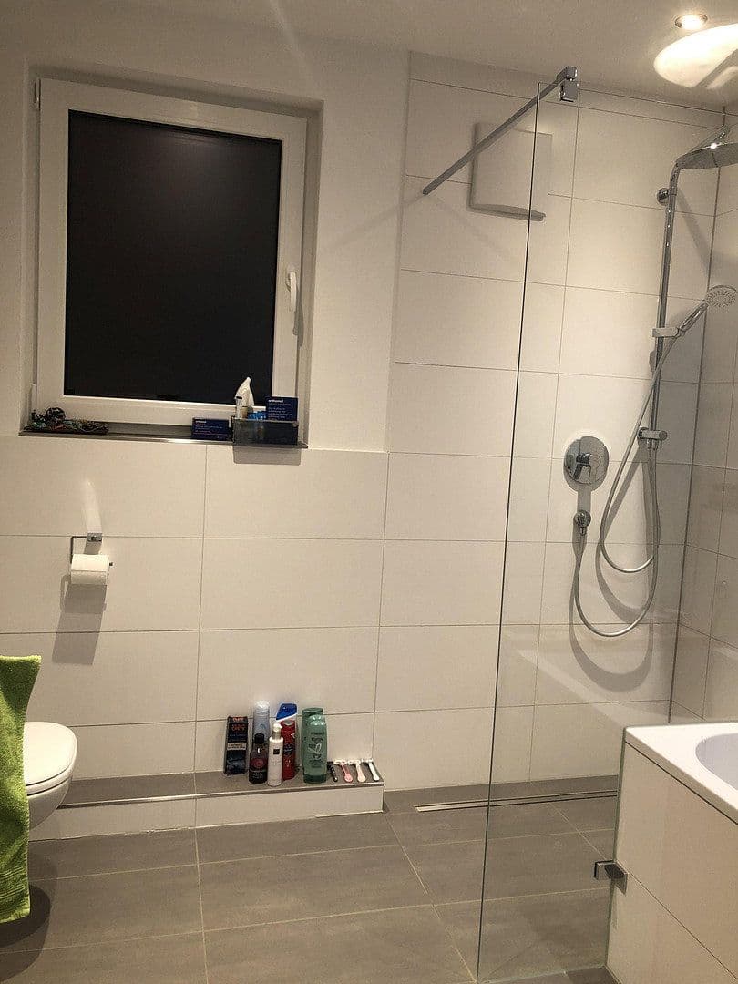 Prenájom bytu 4-izbový 114 m², Tübinger Straße 6, Nagold, Bádensko-Wurttembersko Prenájom bytu 4-izbový 114 m², Tübinger Straße 6, Nagold, Bádensko-Wurttembersko