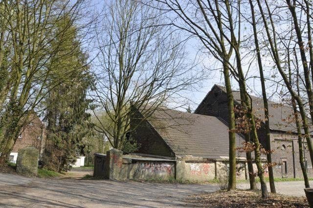 Predaj domu 225 m², pozemek 5.196 m², Zur Hunnenboke 9, Dortmund Bodelschwingh, Severné Porýnie - Westfálsko Predaj domu 225 m², pozemek 5.196 m², Zur Hunnenboke 9, Dortmund Bodelschwingh, Severné Porýnie - Westfálsko