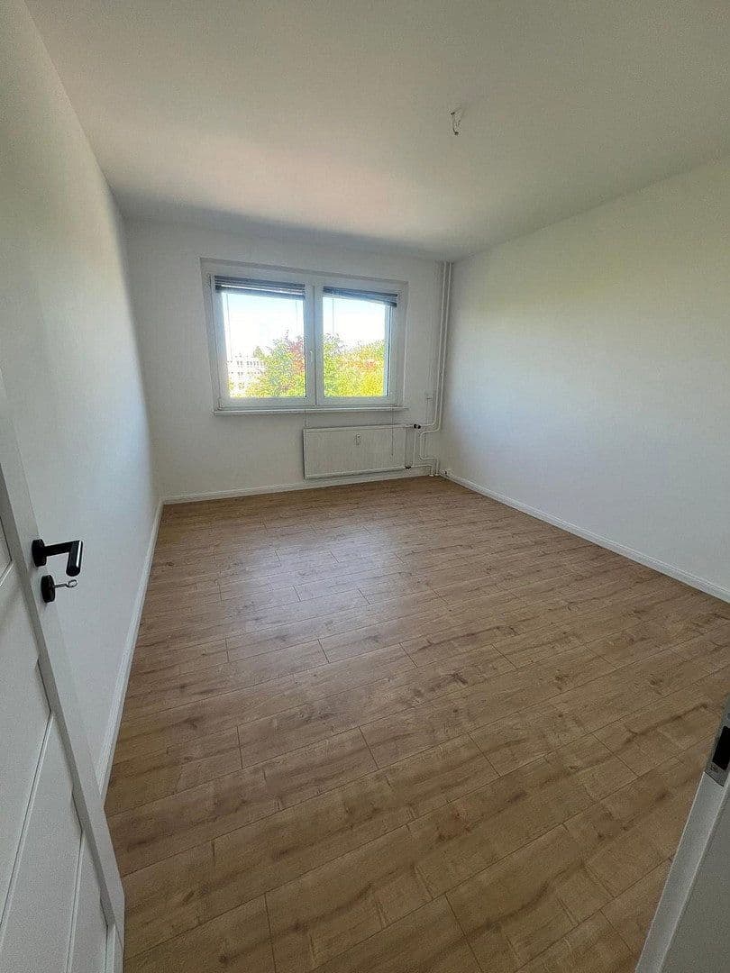 Prenájom bytu 3-izbový 70 m², Alfred-Haude-Straße 27, Neubrandenburg, Meklenbursko-Predpomoransko Prenájom bytu 3-izbový 70 m², Alfred-Haude-Straße 27, Neubrandenburg, Meklenbursko-Predpomoransko