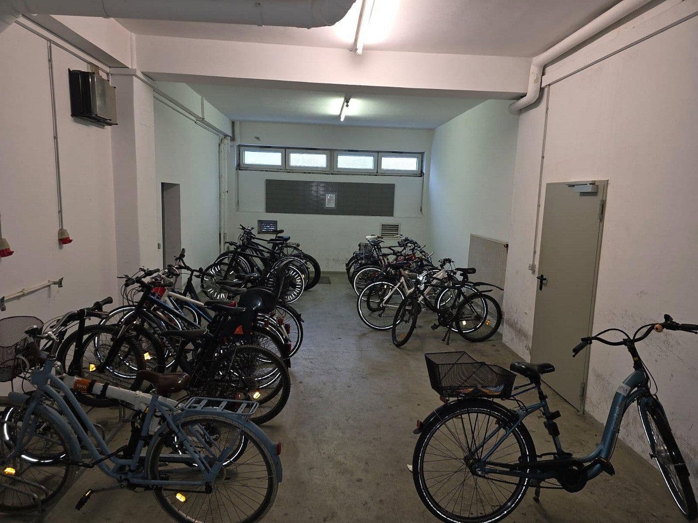 Predaj bytu 2-izbový 43 m², Karlsruhe, Bádensko-Wurttembersko Predaj bytu 2-izbový 43 m², Karlsruhe, Bádensko-Wurttembersko