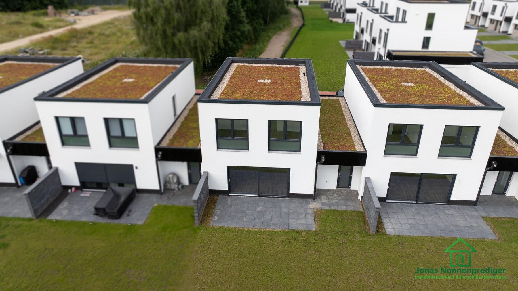 Predaj domu 104 m², pozemek 261 m², Kühls Acker 32, Schwerin, Meklenbursko-Predpomoransko Predaj domu 104 m², pozemek 261 m², Kühls Acker 32, Schwerin, Meklenbursko-Predpomoransko