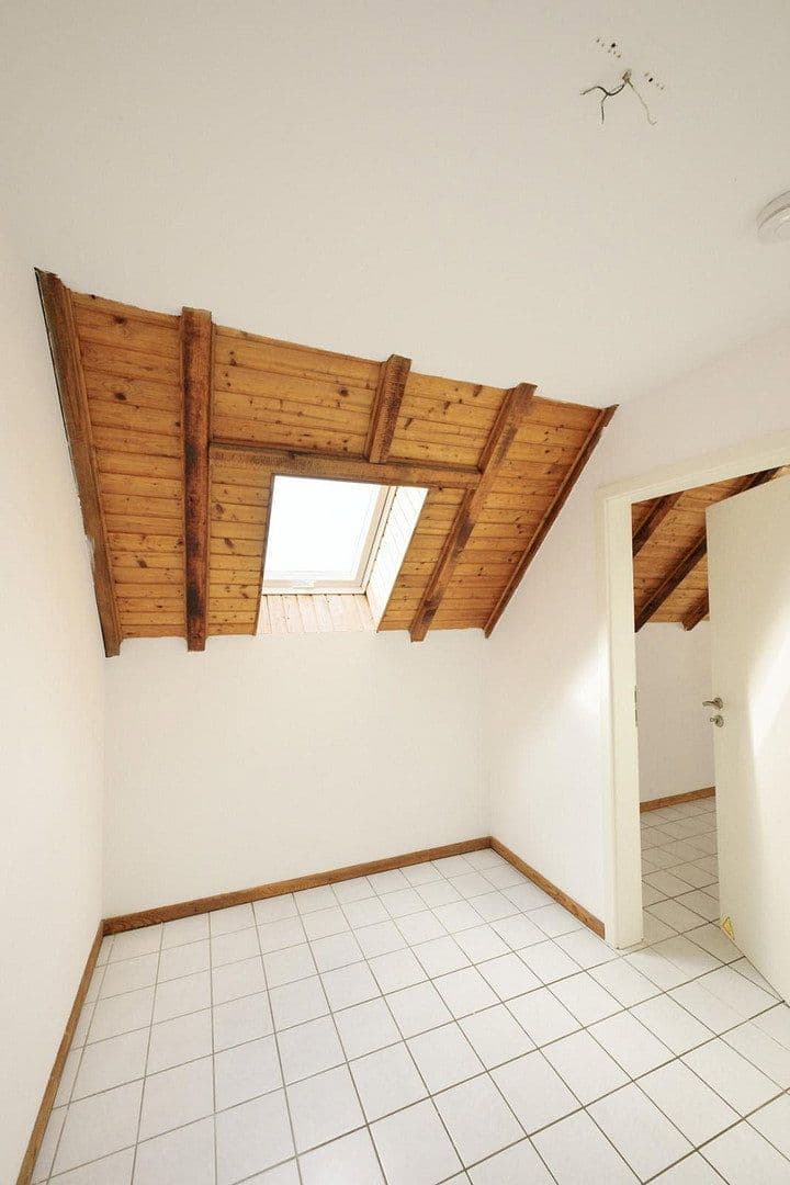 Predaj domu 107 m², pozemek 332 m², Mehren, Porýnie-Falcko Predaj domu 107 m², pozemek 332 m², Mehren, Porýnie-Falcko