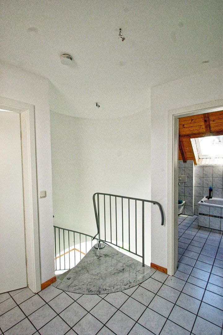 Predaj domu 107 m², pozemek 332 m², Mehren, Porýnie-Falcko Predaj domu 107 m², pozemek 332 m², Mehren, Porýnie-Falcko