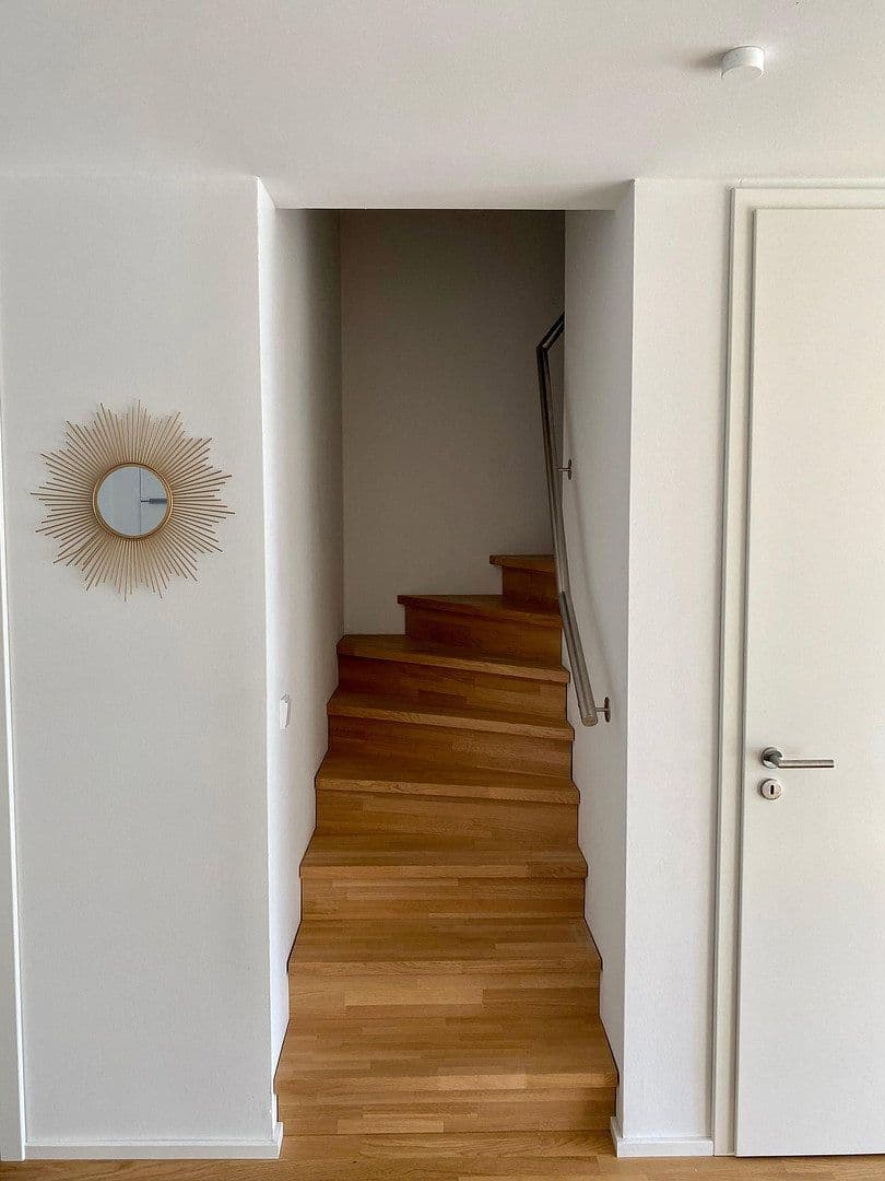 Prenájom domu 139 m², pozemek 122 m², Rotkehlchenweg 134, Wiesbaden, Hesensko Prenájom domu 139 m², pozemek 122 m², Rotkehlchenweg 134, Wiesbaden, Hesensko