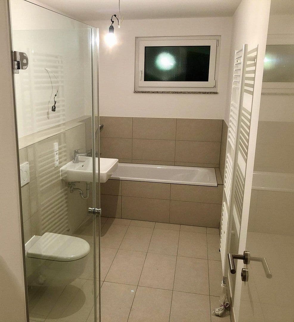 Prenájom domu 139 m², pozemek 122 m², Rotkehlchenweg 134, Wiesbaden, Hesensko Prenájom domu 139 m², pozemek 122 m², Rotkehlchenweg 134, Wiesbaden, Hesensko