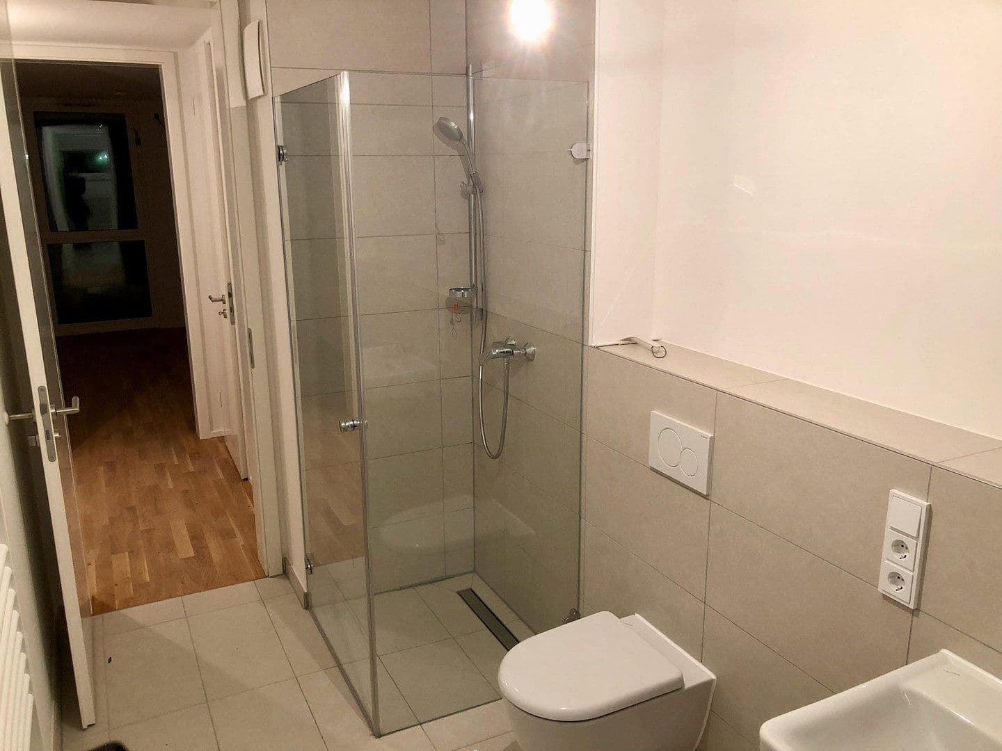 Prenájom domu 139 m², pozemek 122 m², Rotkehlchenweg 134, Wiesbaden, Hesensko Prenájom domu 139 m², pozemek 122 m², Rotkehlchenweg 134, Wiesbaden, Hesensko