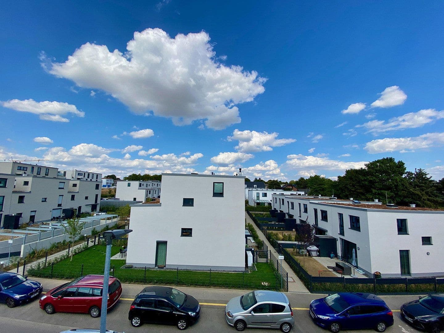 Prenájom domu 139 m², pozemek 122 m², Rotkehlchenweg 134, Wiesbaden, Hesensko Prenájom domu 139 m², pozemek 122 m², Rotkehlchenweg 134, Wiesbaden, Hesensko