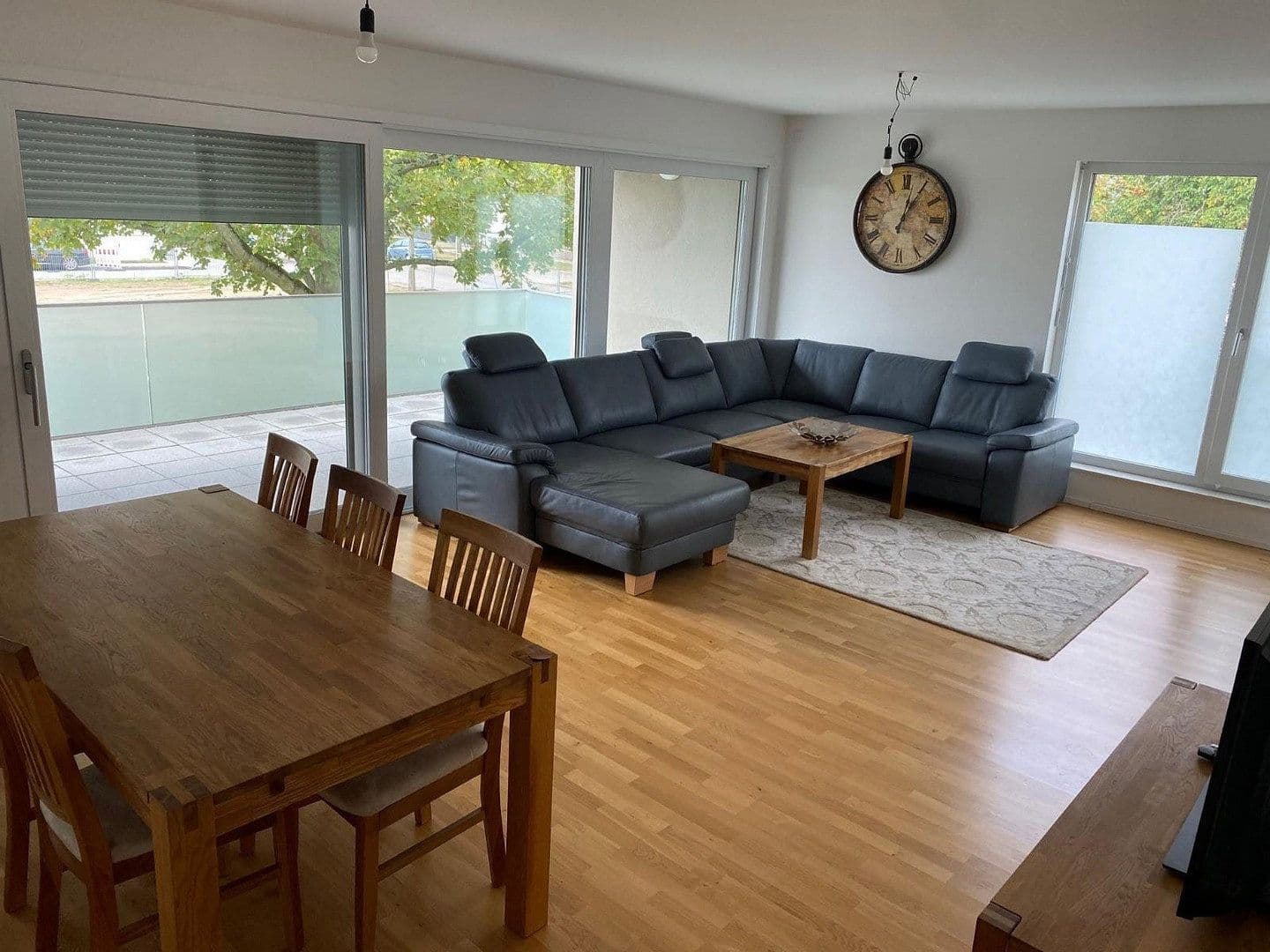 Predaj bytu 4-izbový 110 m², Karlsruhe, Bádensko-Wurttembersko Predaj bytu 4-izbový 110 m², Karlsruhe, Bádensko-Wurttembersko