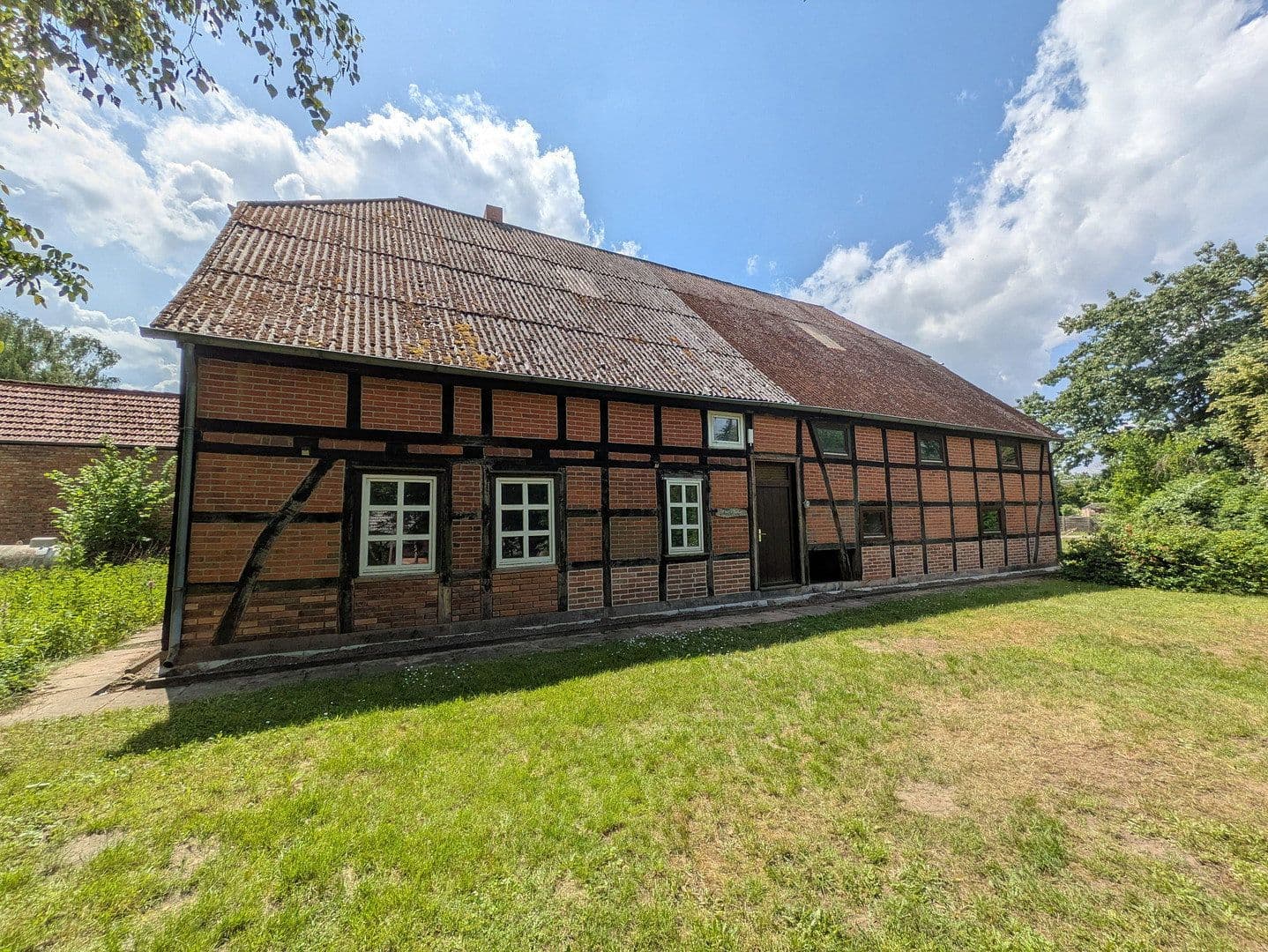 Predaj domu 360 m², pozemek 2.700 m², Rundling 1, Trebel, Dolné Sasko Predaj domu 360 m², pozemek 2.700 m², Rundling 1, Trebel, Dolné Sasko