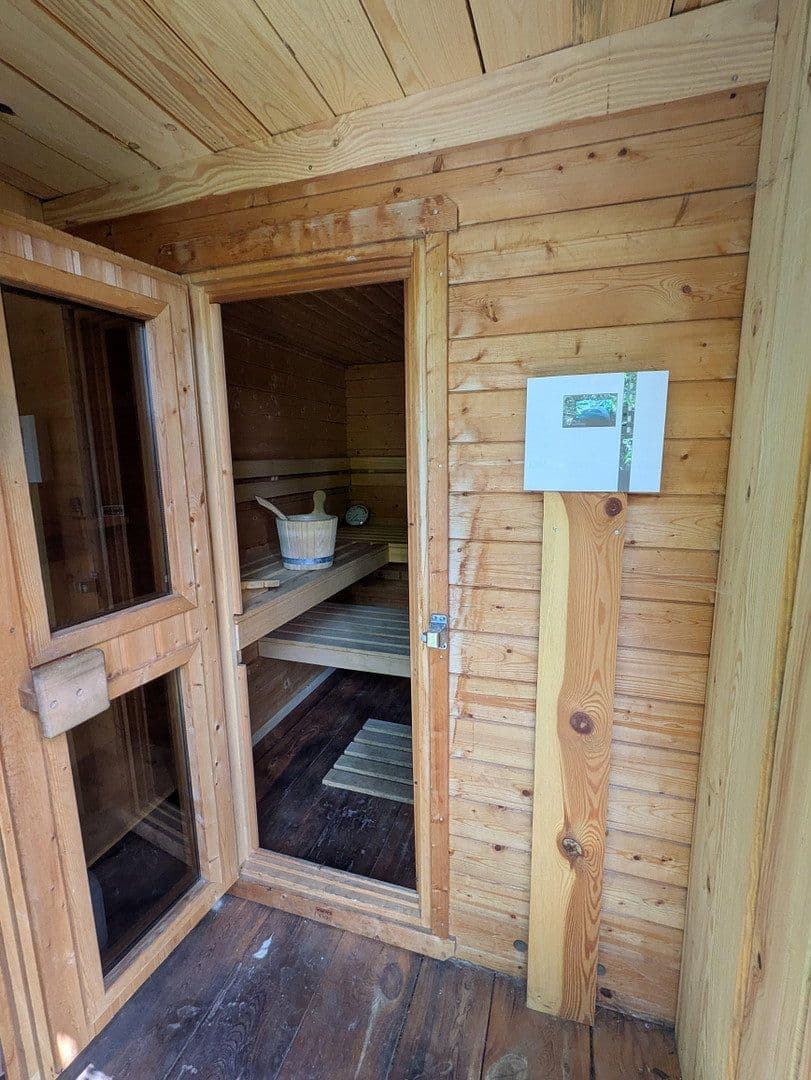 Predaj domu 360 m², pozemek 2.700 m², Rundling 1, Trebel, Dolné Sasko Predaj domu 360 m², pozemek 2.700 m², Rundling 1, Trebel, Dolné Sasko