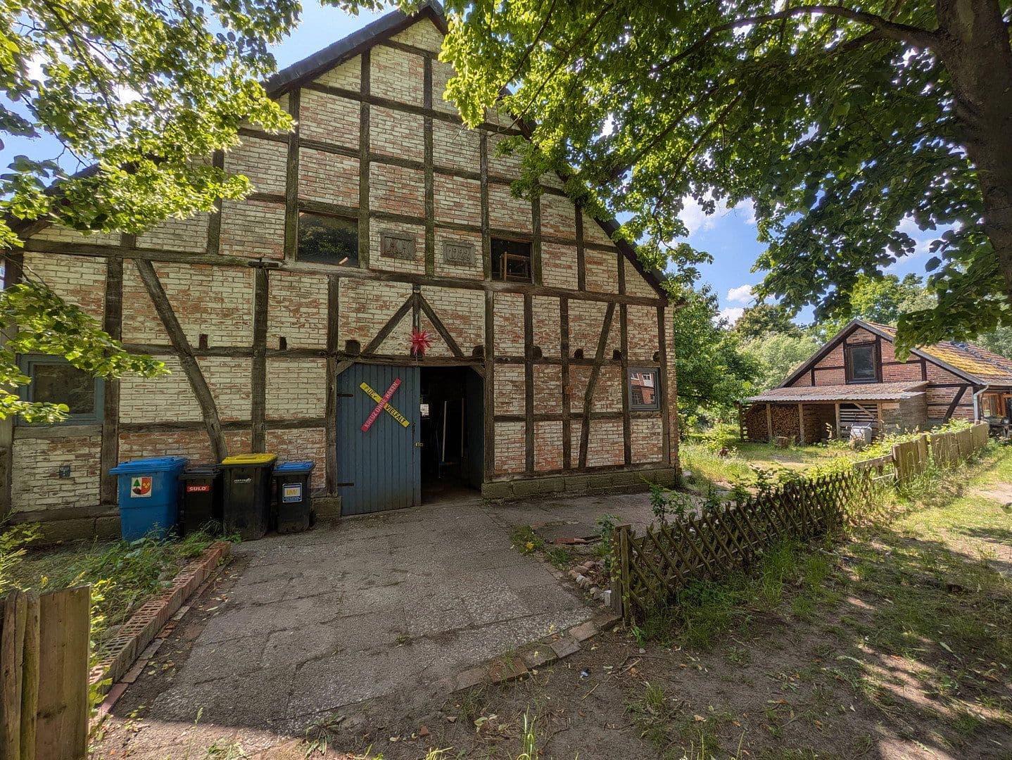 Predaj domu 360 m², pozemek 2.700 m², Rundling 1, Trebel, Dolné Sasko Predaj domu 360 m², pozemek 2.700 m², Rundling 1, Trebel, Dolné Sasko