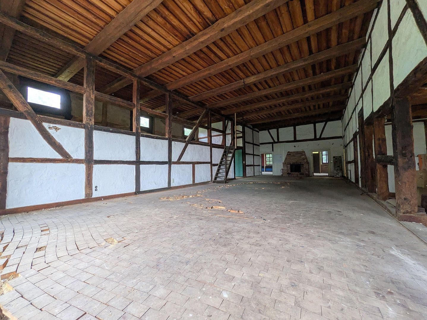 Predaj domu 360 m², pozemek 2.700 m², Rundling 1, Trebel, Dolné Sasko Predaj domu 360 m², pozemek 2.700 m², Rundling 1, Trebel, Dolné Sasko