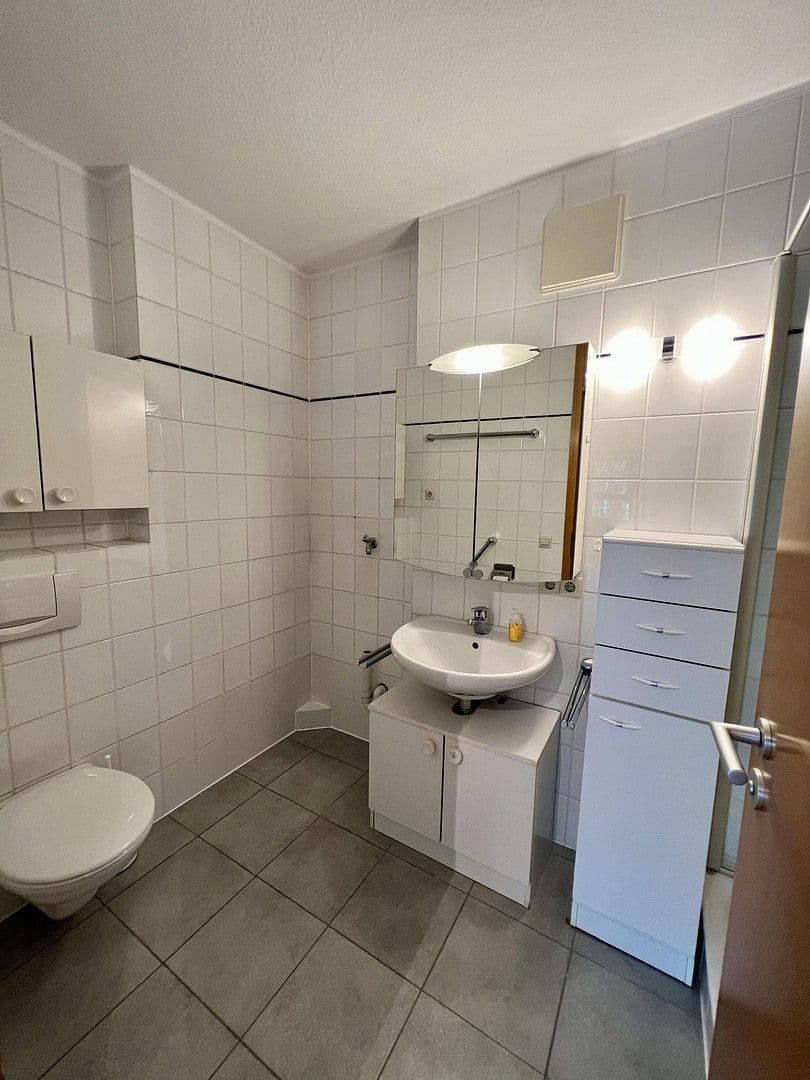 Prenájom bytu 3-izbový 88 m², Wilhelmstr. 37, Böblingen, Bádensko-Wurttembersko Prenájom bytu 3-izbový 88 m², Wilhelmstr. 37, Böblingen, Bádensko-Wurttembersko