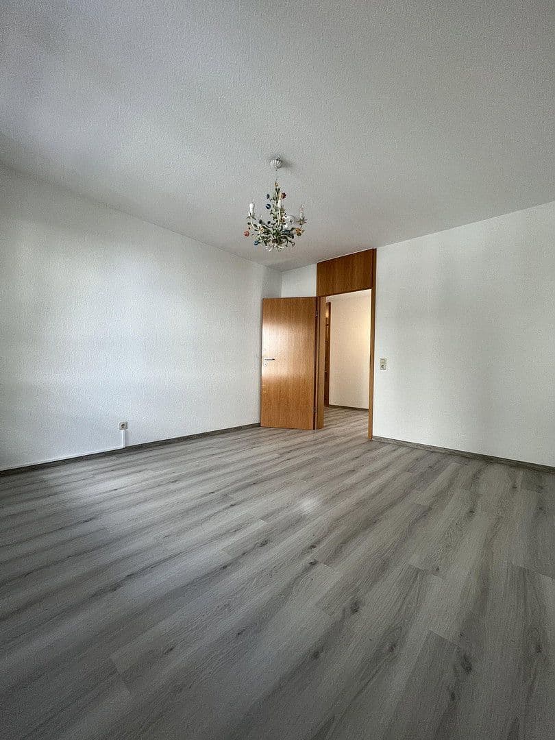 Prenájom bytu 3-izbový 88 m², Wilhelmstr. 37, Böblingen, Bádensko-Wurttembersko Prenájom bytu 3-izbový 88 m², Wilhelmstr. 37, Böblingen, Bádensko-Wurttembersko