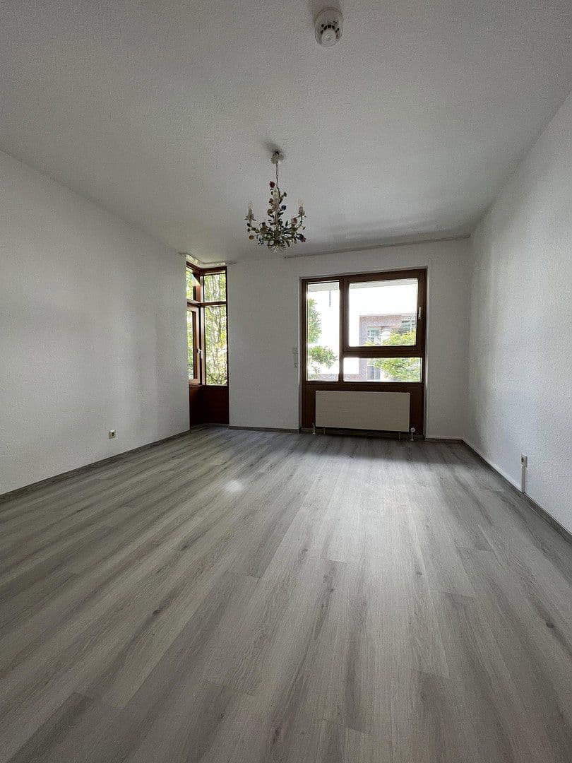 Prenájom bytu 3-izbový 88 m², Wilhelmstr. 37, Böblingen, Bádensko-Wurttembersko Prenájom bytu 3-izbový 88 m², Wilhelmstr. 37, Böblingen, Bádensko-Wurttembersko