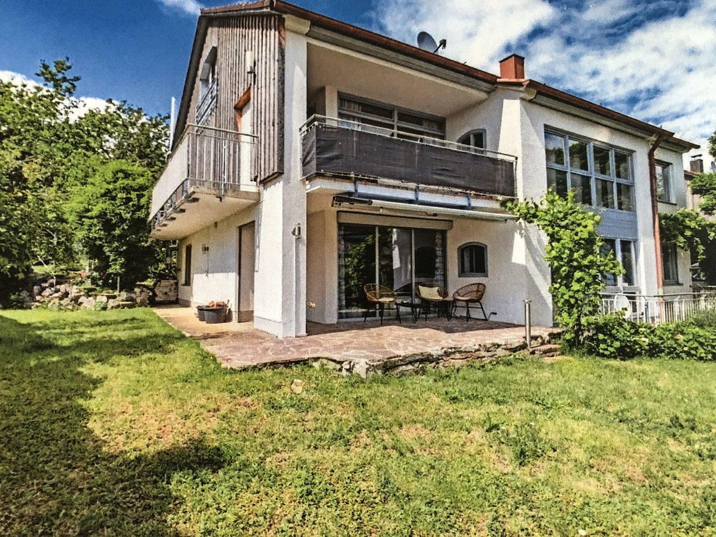 Predaj bytu 4-izbový 130 m², Erdweg / Eisenhofen, Bavorsko Predaj bytu 4-izbový 130 m², Erdweg / Eisenhofen, Bavorsko