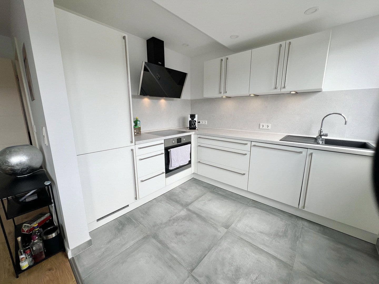 Prenájom bytu 3-izbový 62 m², Dottendorfer Str. 95, Bonn, Severné Porýnie - Westfálsko Prenájom bytu 3-izbový 62 m², Dottendorfer Str. 95, Bonn, Severné Porýnie - Westfálsko