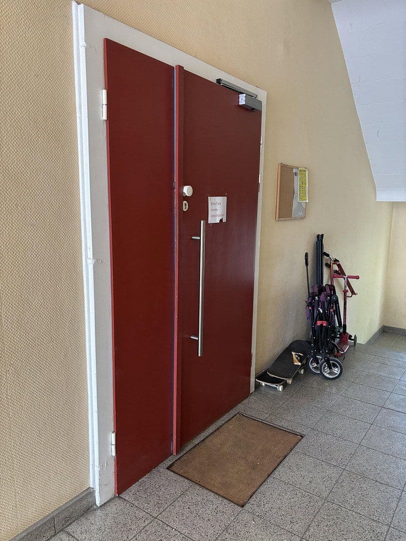 Prenájom kancelárie 246 m², Mönchwörthstraße 10-14, Mannheim, Bádensko-Wurttembersko Prenájom kancelárie 246 m², Mönchwörthstraße 10-14, Mannheim, Bádensko-Wurttembersko
