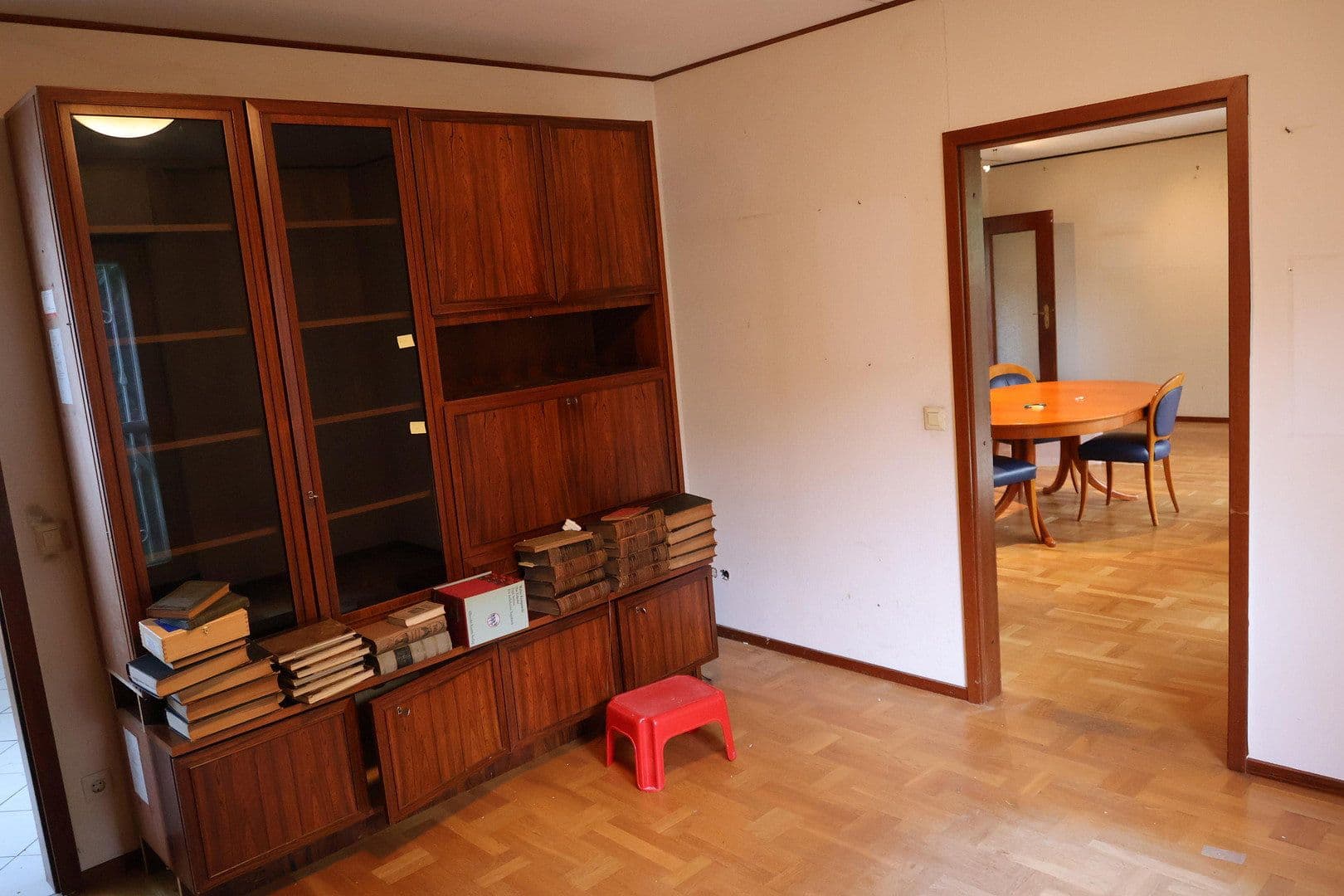 Predaj domu 165 m², pozemek 2.604 m², Moselstrasse 21, Dormagen, Severné Porýnie - Westfálsko Predaj domu 165 m², pozemek 2.604 m², Moselstrasse 21, Dormagen, Severné Porýnie - Westfálsko