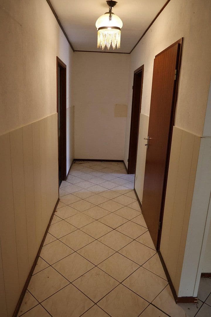 Predaj domu 165 m², pozemek 2.604 m², Moselstrasse 21, Dormagen, Severné Porýnie - Westfálsko Predaj domu 165 m², pozemek 2.604 m², Moselstrasse 21, Dormagen, Severné Porýnie - Westfálsko