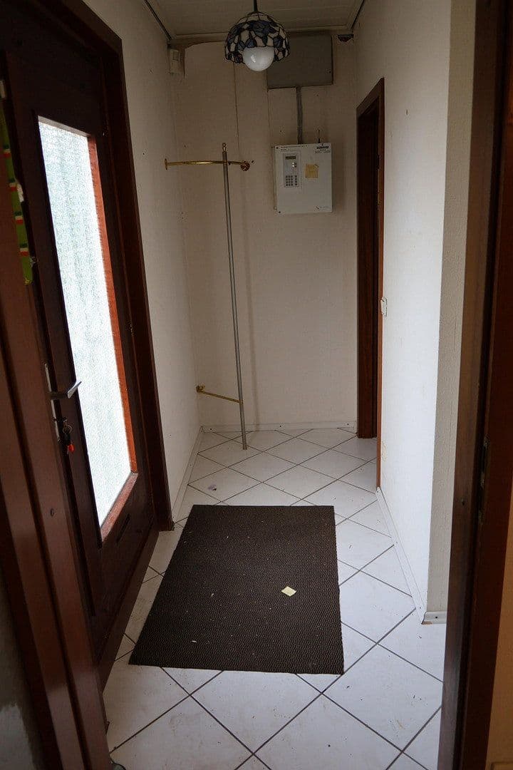 Predaj domu 165 m², pozemek 2.604 m², Moselstrasse 21, Dormagen, Severné Porýnie - Westfálsko Predaj domu 165 m², pozemek 2.604 m², Moselstrasse 21, Dormagen, Severné Porýnie - Westfálsko
