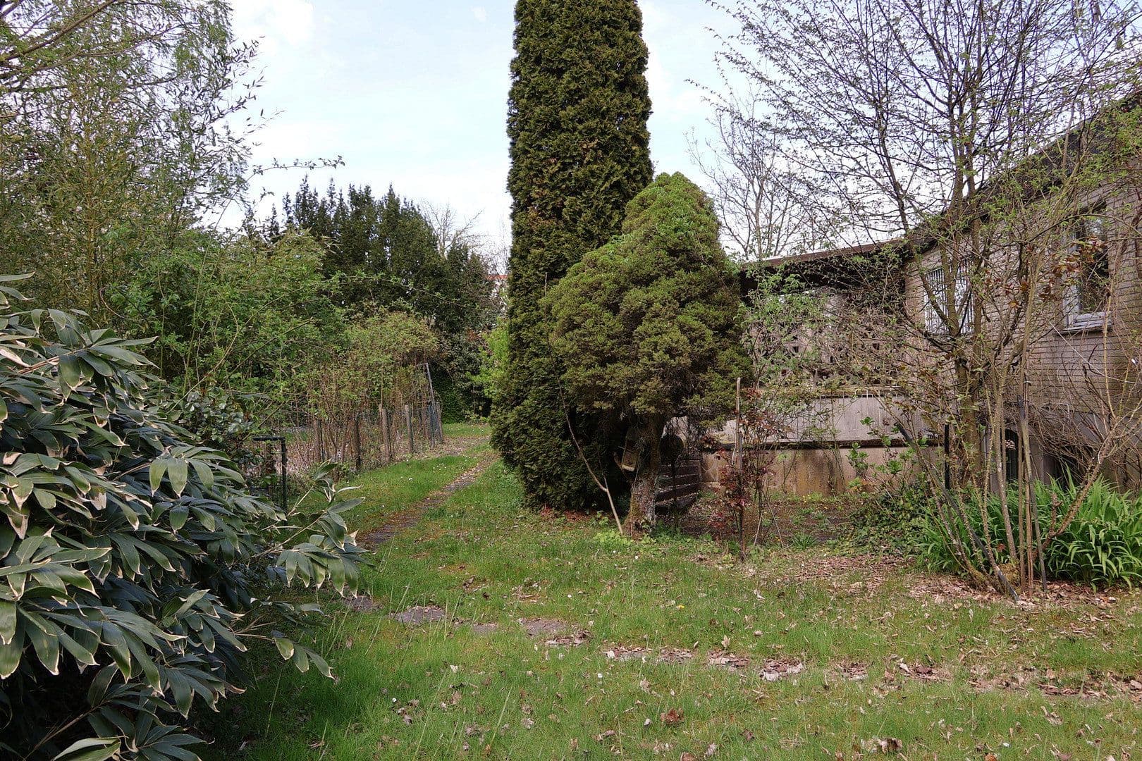 Predaj domu 165 m², pozemek 2.604 m², Moselstrasse 21, Dormagen, Severné Porýnie - Westfálsko Predaj domu 165 m², pozemek 2.604 m², Moselstrasse 21, Dormagen, Severné Porýnie - Westfálsko