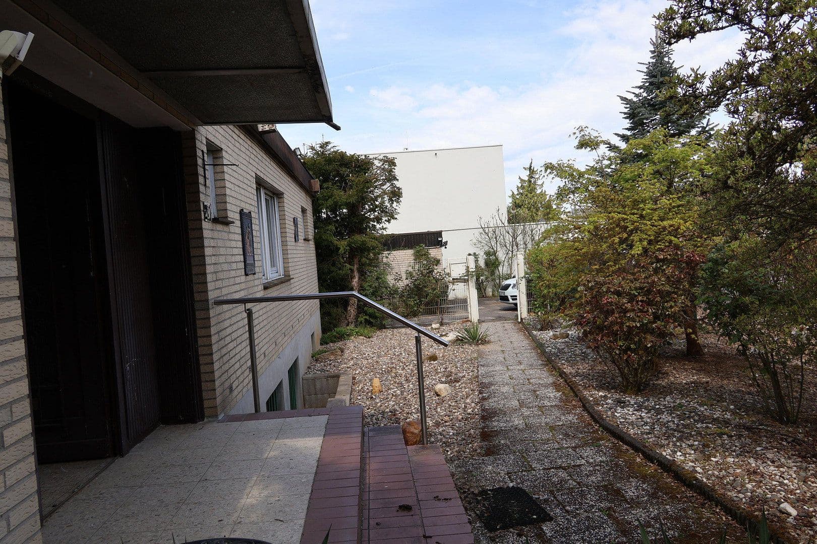Predaj domu 165 m², pozemek 2.604 m², Moselstrasse 21, Dormagen, Severné Porýnie - Westfálsko Predaj domu 165 m², pozemek 2.604 m², Moselstrasse 21, Dormagen, Severné Porýnie - Westfálsko