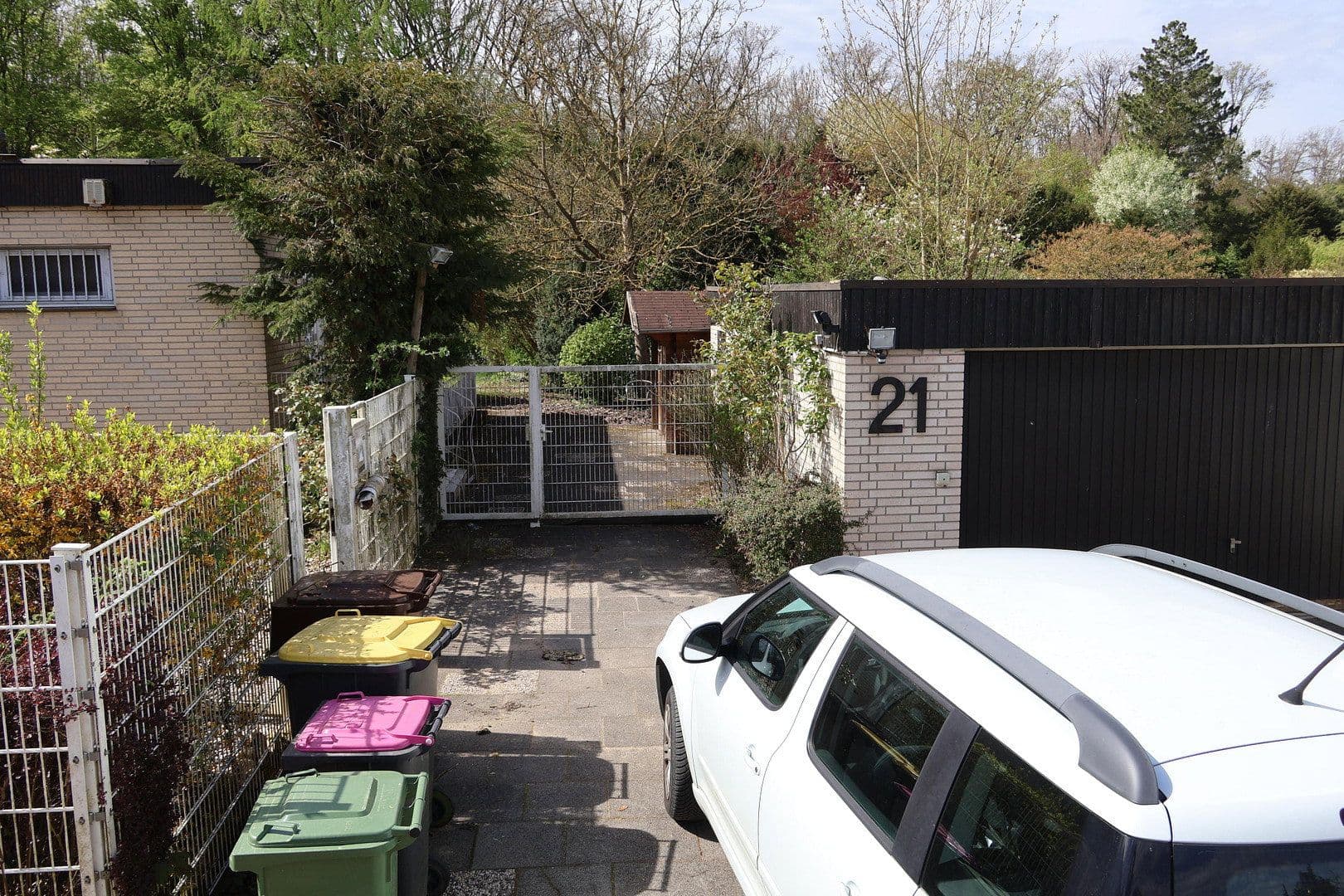 Predaj domu 165 m², pozemek 2.604 m², Moselstrasse 21, Dormagen, Severné Porýnie - Westfálsko Predaj domu 165 m², pozemek 2.604 m², Moselstrasse 21, Dormagen, Severné Porýnie - Westfálsko