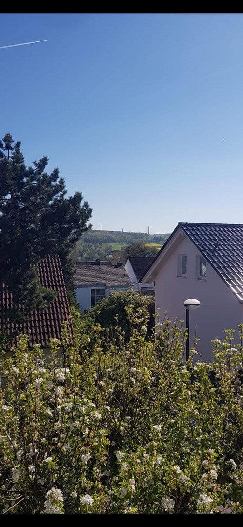 Predaj domu 137 m², pozemek 840 m², Hangstraße 12, Möhnesee, Severné Porýnie - Westfálsko Predaj domu 137 m², pozemek 840 m², Hangstraße 12, Möhnesee, Severné Porýnie - Westfálsko