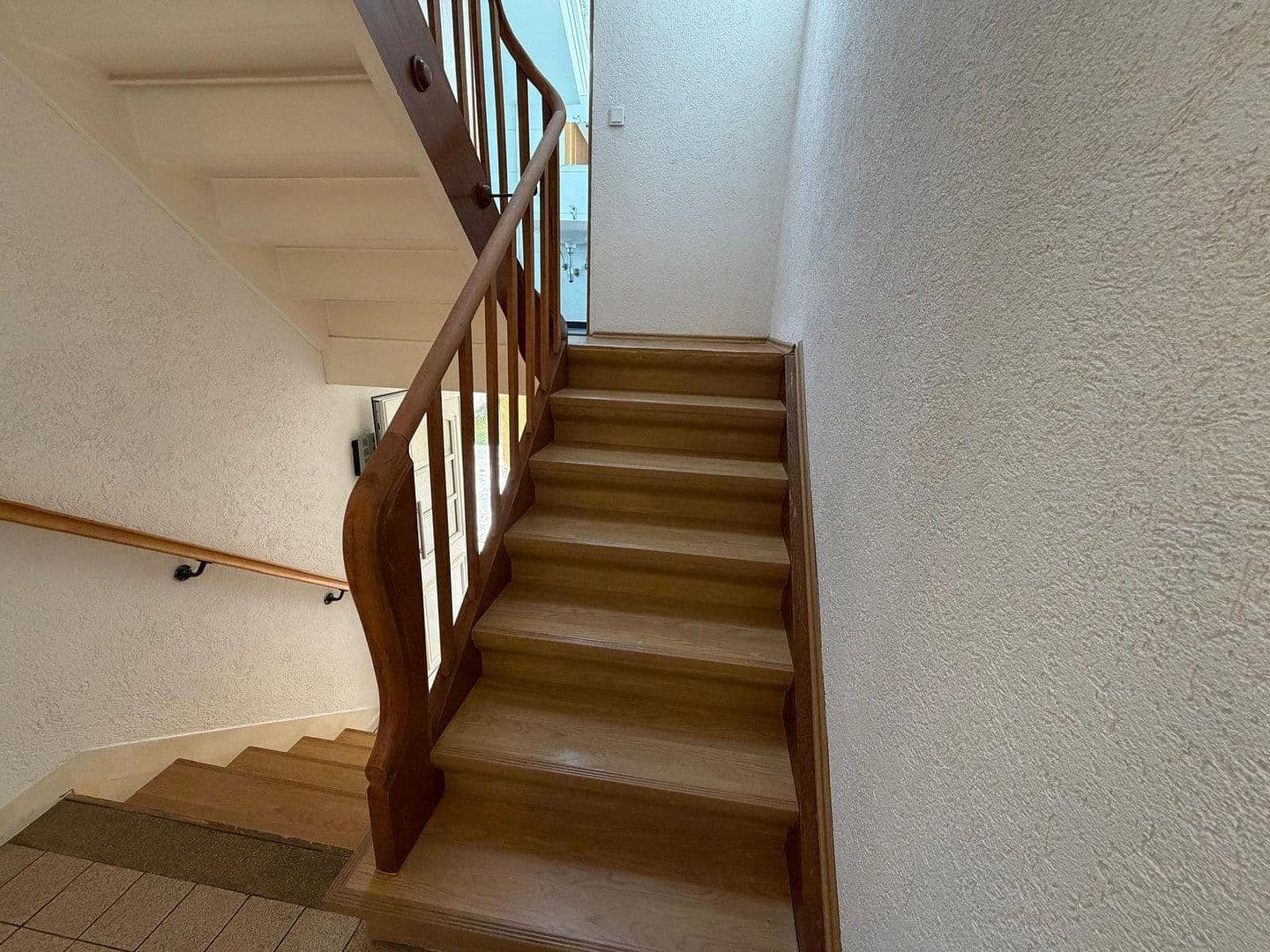 Predaj domu 83 m², pozemek 282 m², Bammental, Bádensko-Wurttembersko Predaj domu 83 m², pozemek 282 m², Bammental, Bádensko-Wurttembersko