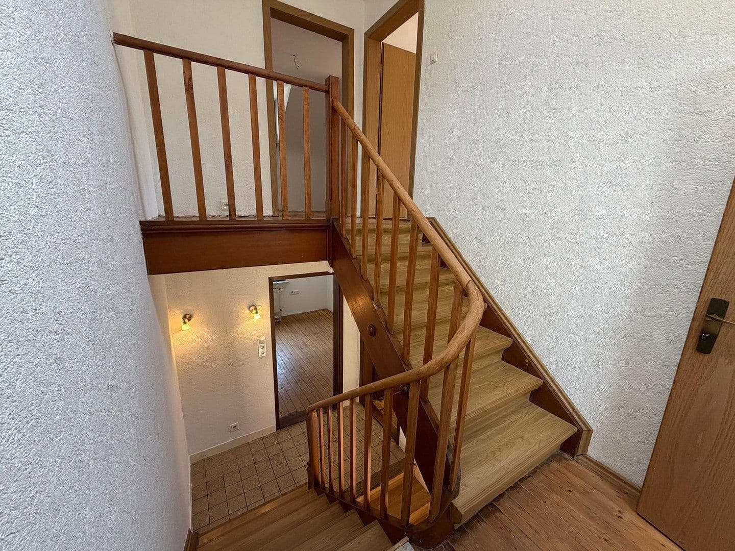 Predaj domu 83 m², pozemek 282 m², Bammental, Bádensko-Wurttembersko Predaj domu 83 m², pozemek 282 m², Bammental, Bádensko-Wurttembersko
