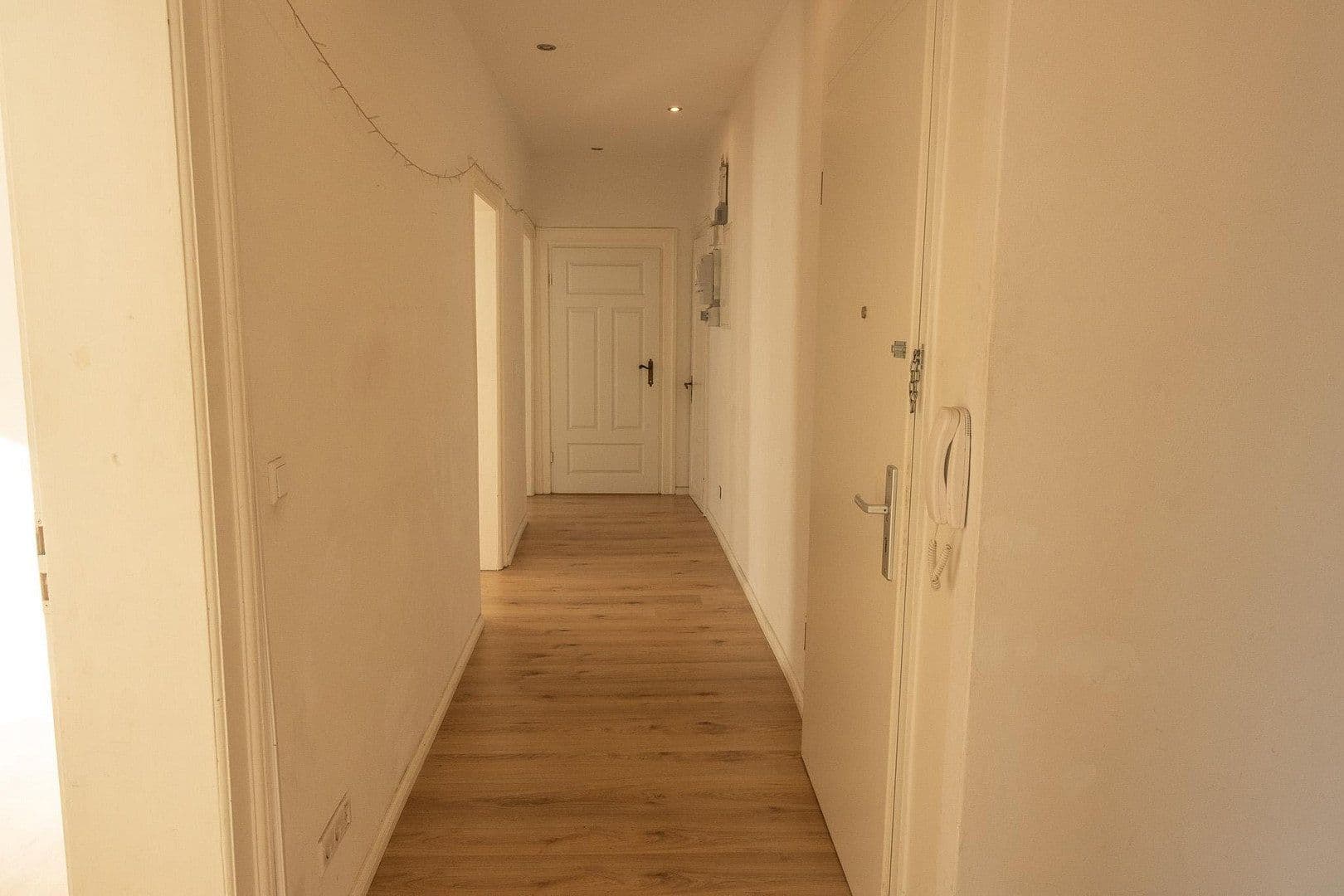 Prenájom bytu 4-izbový 96 m², Nürnberg, Bavorsko Prenájom bytu 4-izbový 96 m², Nürnberg, Bavorsko