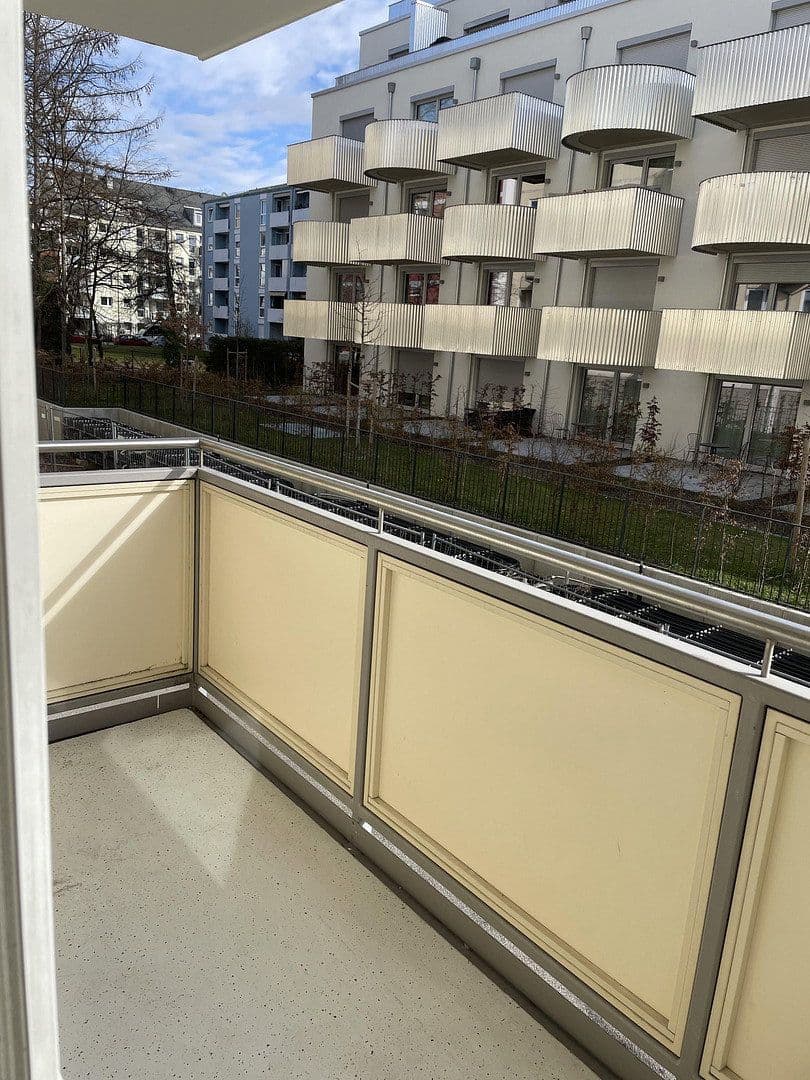 Prenájom bytu 2-izbový 51 m², München, Bavorsko Prenájom bytu 2-izbový 51 m², München, Bavorsko