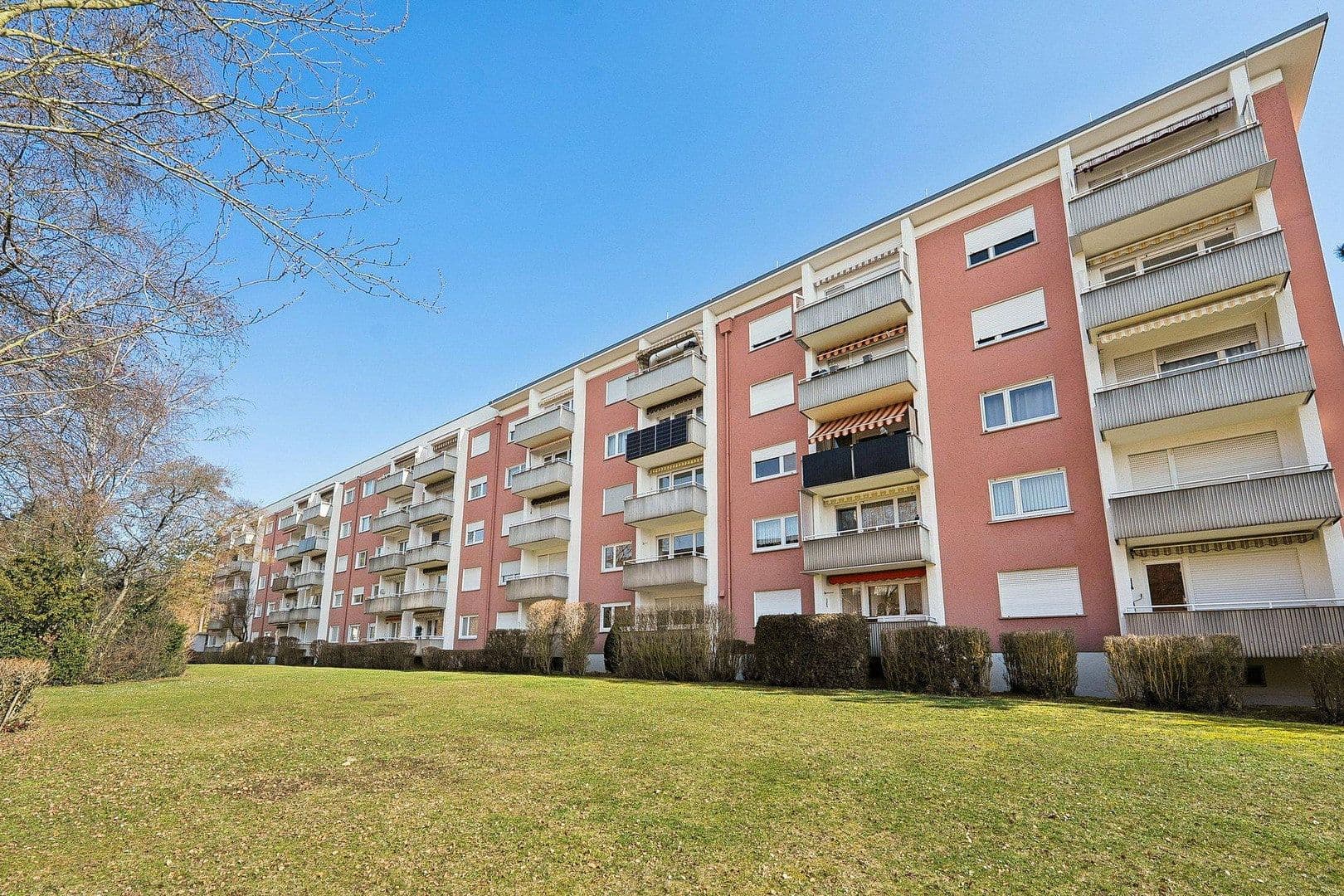 Predaj bytu 4-izbový 103 m², Harald-Hamberg-Straße 48, Schweinfurt, Bavorsko Predaj bytu 4-izbový 103 m², Harald-Hamberg-Straße 48, Schweinfurt, Bavorsko