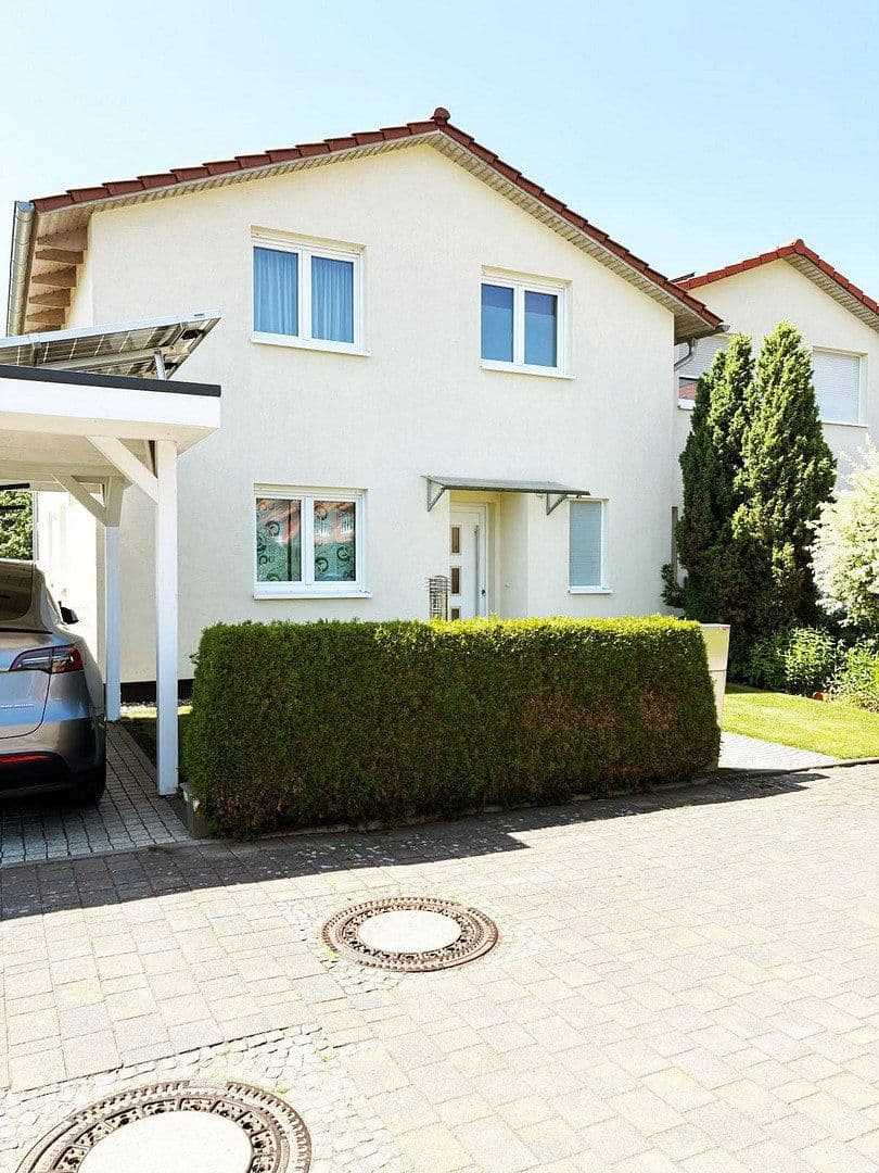 Predaj domu 230 m², pozemek 763 m², Berlin, Berlín Predaj domu 230 m², pozemek 763 m², Berlin, Berlín