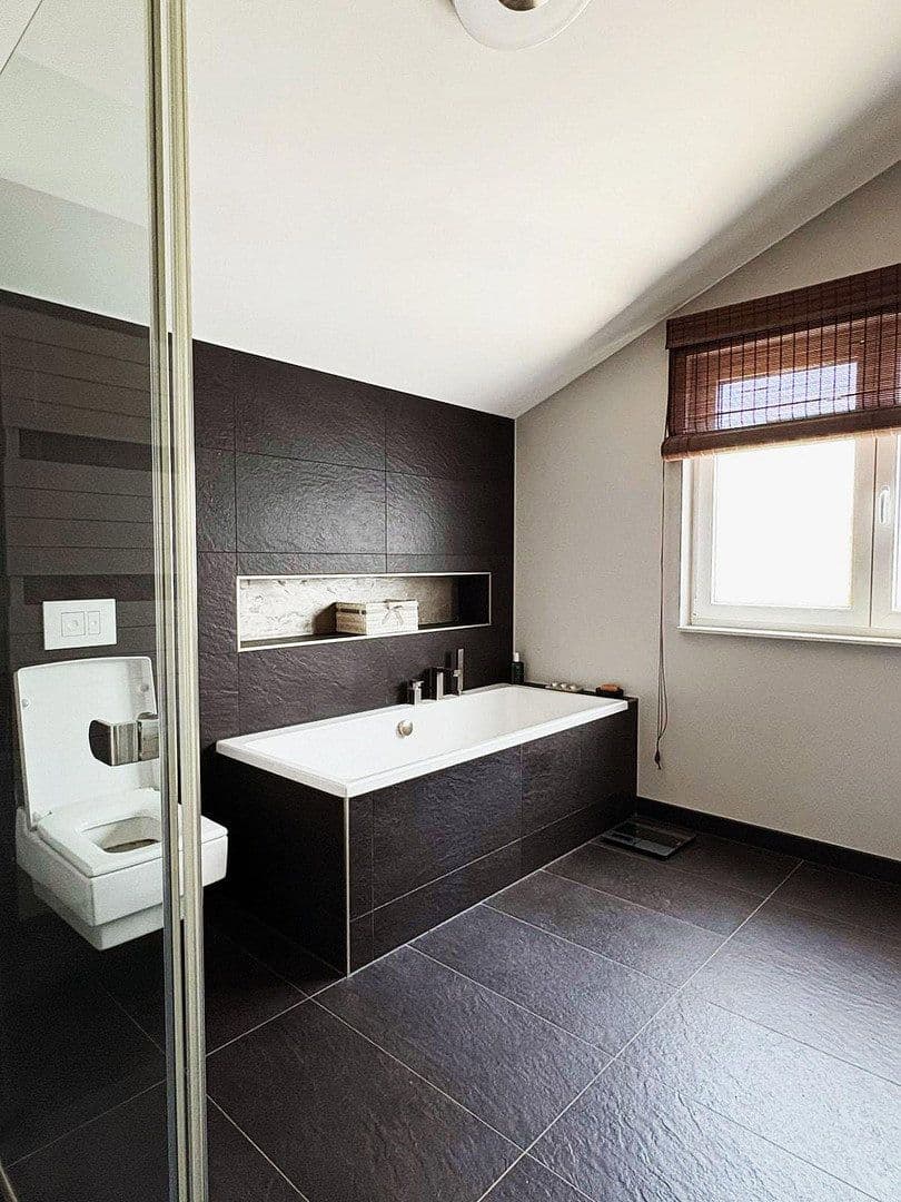 Predaj domu 230 m², pozemek 763 m², Berlin, Berlín Predaj domu 230 m², pozemek 763 m², Berlin, Berlín