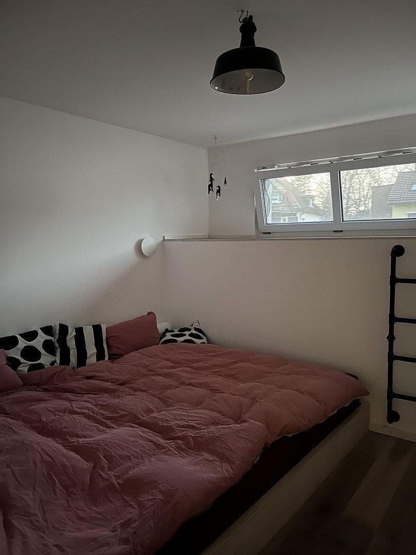 Predaj domu 150 m², pozemek 380 m², Frankfurt, Hesensko Predaj domu 150 m², pozemek 380 m², Frankfurt, Hesensko