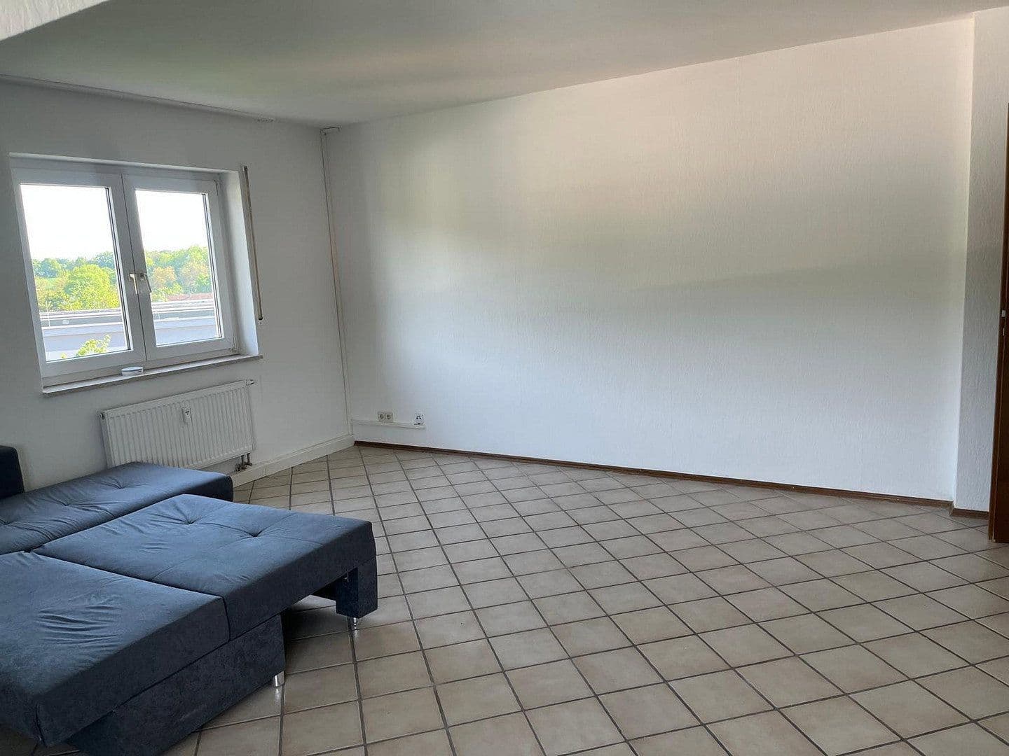 Prenájom bytu 1-izbový 47 m², Wiesloch, Bádensko-Wurttembersko Prenájom bytu 1-izbový 47 m², Wiesloch, Bádensko-Wurttembersko