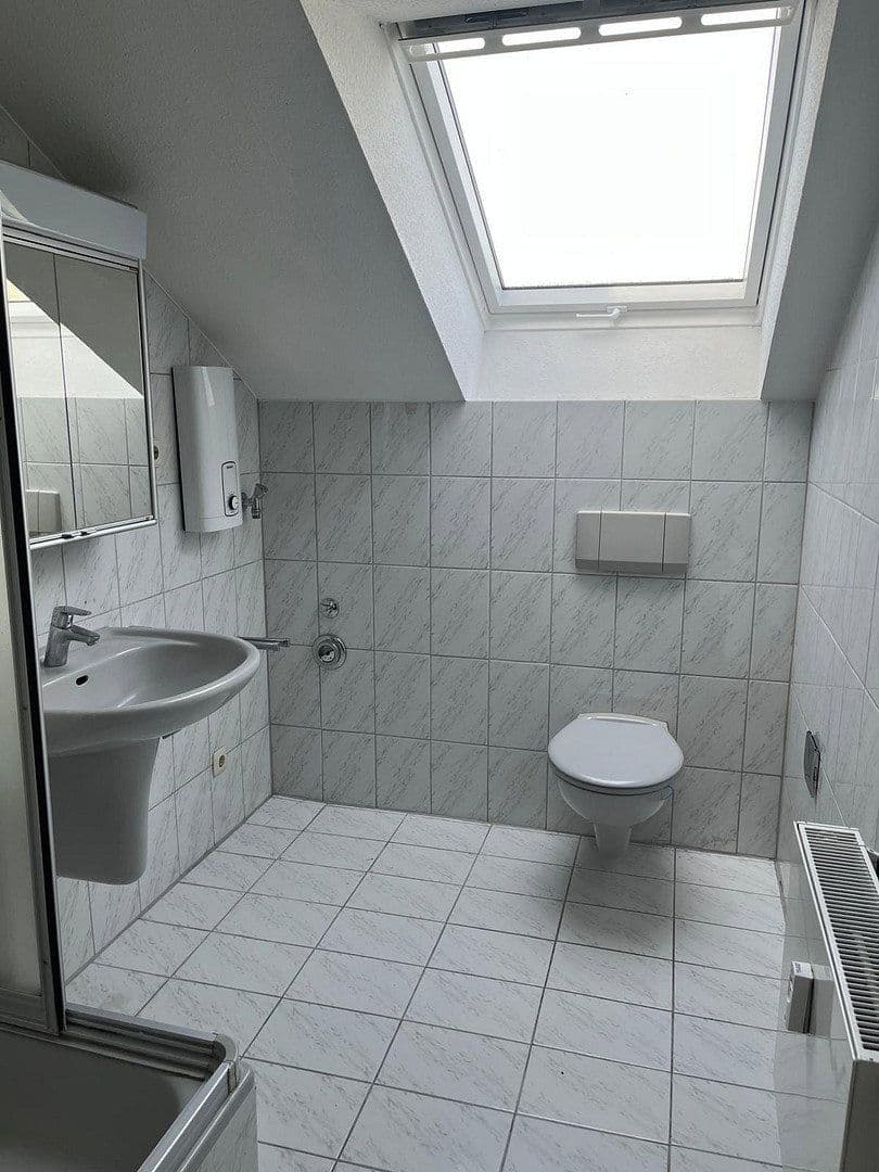 Prenájom bytu 1-izbový 47 m², Wiesloch, Bádensko-Wurttembersko Prenájom bytu 1-izbový 47 m², Wiesloch, Bádensko-Wurttembersko