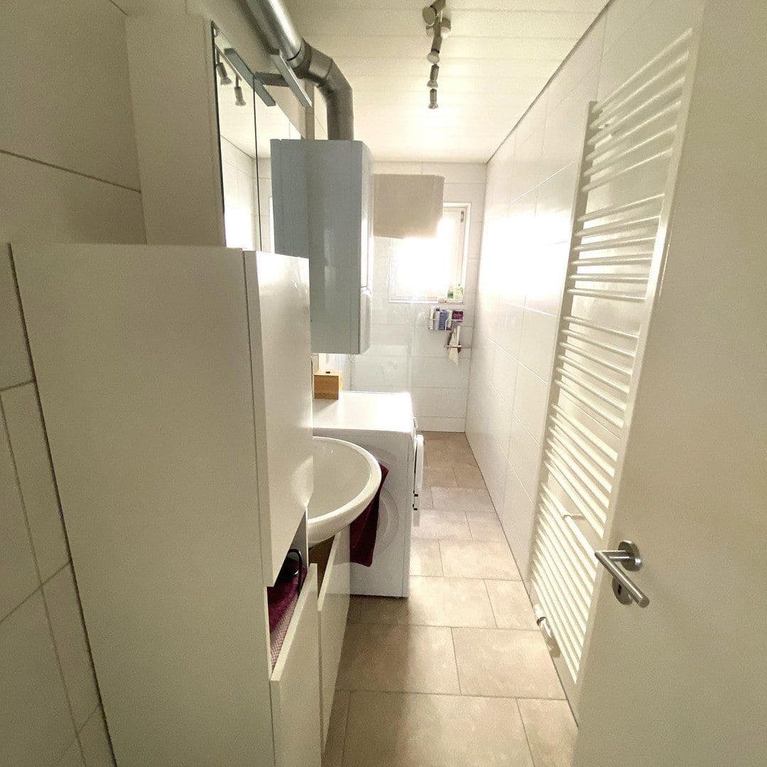 Prenájom bytu 3-izbový 64 m², Nürnberg, Bavorsko Prenájom bytu 3-izbový 64 m², Nürnberg, Bavorsko
