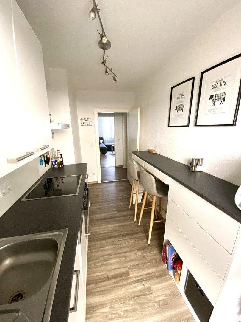 Prenájom bytu 3-izbový 64 m², Nürnberg, Bavorsko Prenájom bytu 3-izbový 64 m², Nürnberg, Bavorsko