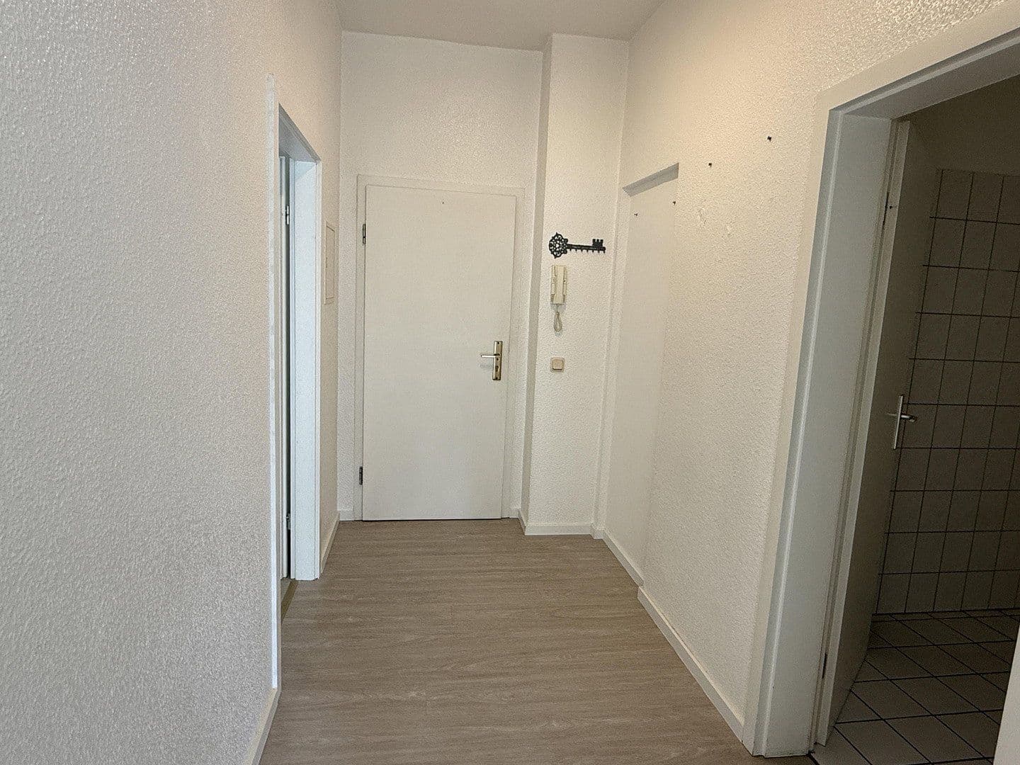 Prenájom bytu 2-izbový 83 m², Gummersbach, Severné Porýnie - Westfálsko Prenájom bytu 2-izbový 83 m², Gummersbach, Severné Porýnie - Westfálsko